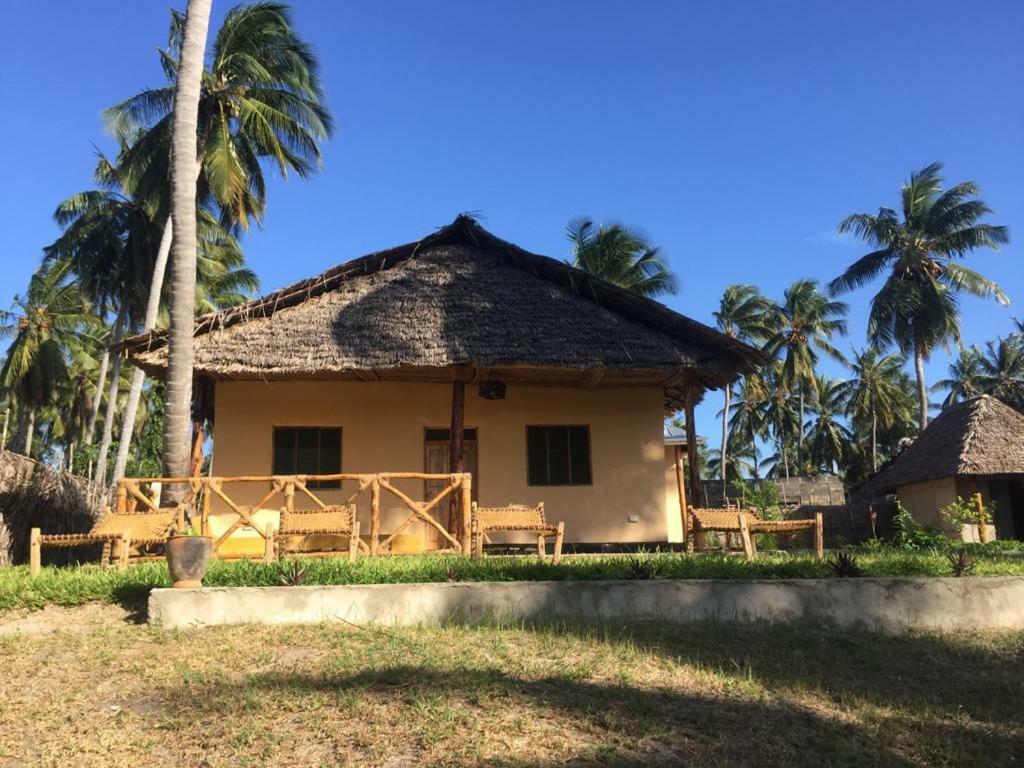 Mafia Neptune Villa Lodge Utende Екстер'єр фото