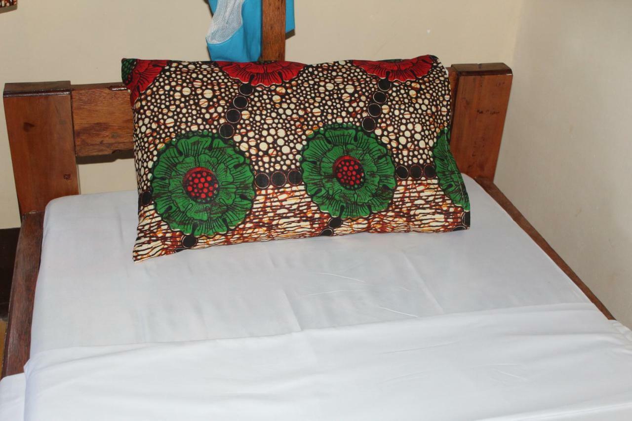 Mafia Neptune Villa Lodge Utende Екстер'єр фото