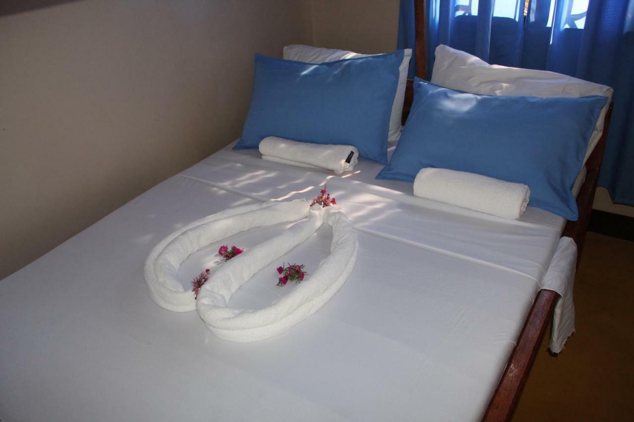 Mafia Neptune Villa Lodge Utende Екстер'єр фото